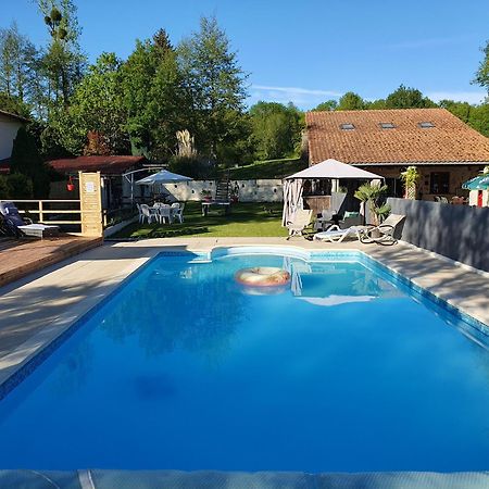 Luxury Safari Tents At Moulin Du Pommier Glamping & Camping Saulgond Экстерьер фото
