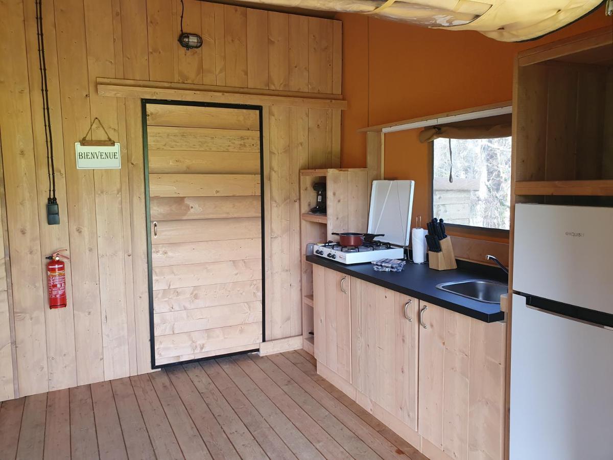 Luxury Safari Tents At Moulin Du Pommier Glamping & Camping Saulgond Экстерьер фото
