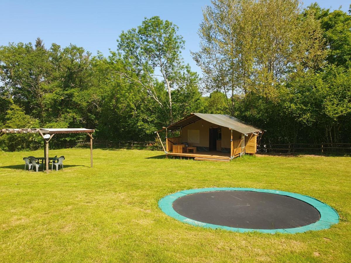Luxury Safari Tents At Moulin Du Pommier Glamping & Camping Saulgond Экстерьер фото